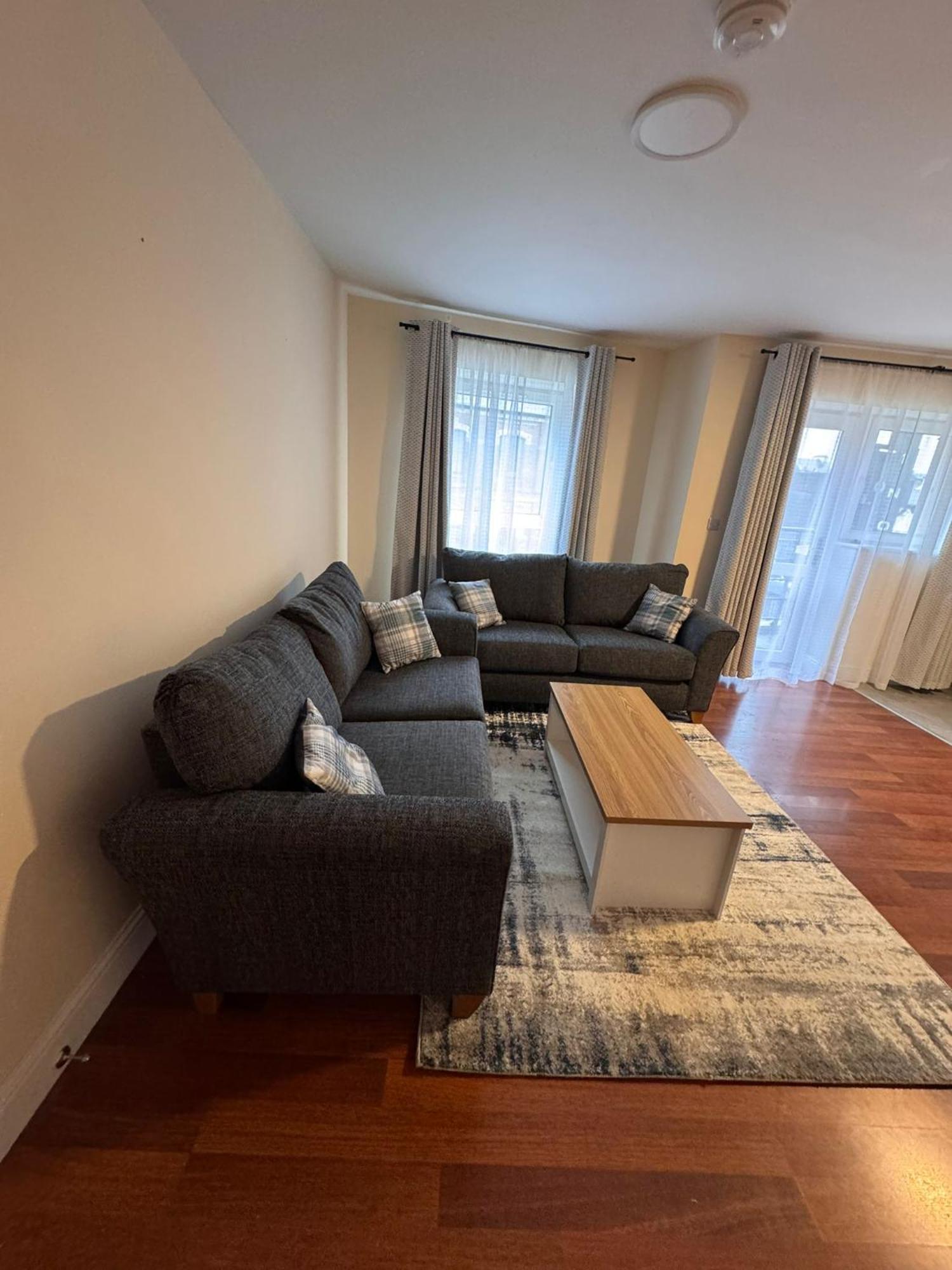 Washington Street Apartment Корк Екстер'єр фото